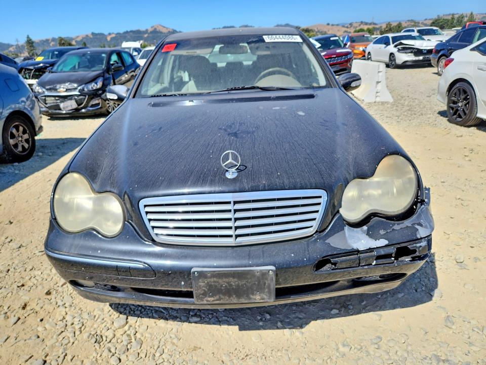 2003 Mercedes-benz C class VIN WDBRF84J53F438620 COPART salvage auction — FRONT END, CA - DIS/DLR/EXP ONLY CLEAN TITLE, sold $325 on 2026-08-20 (photo 5)