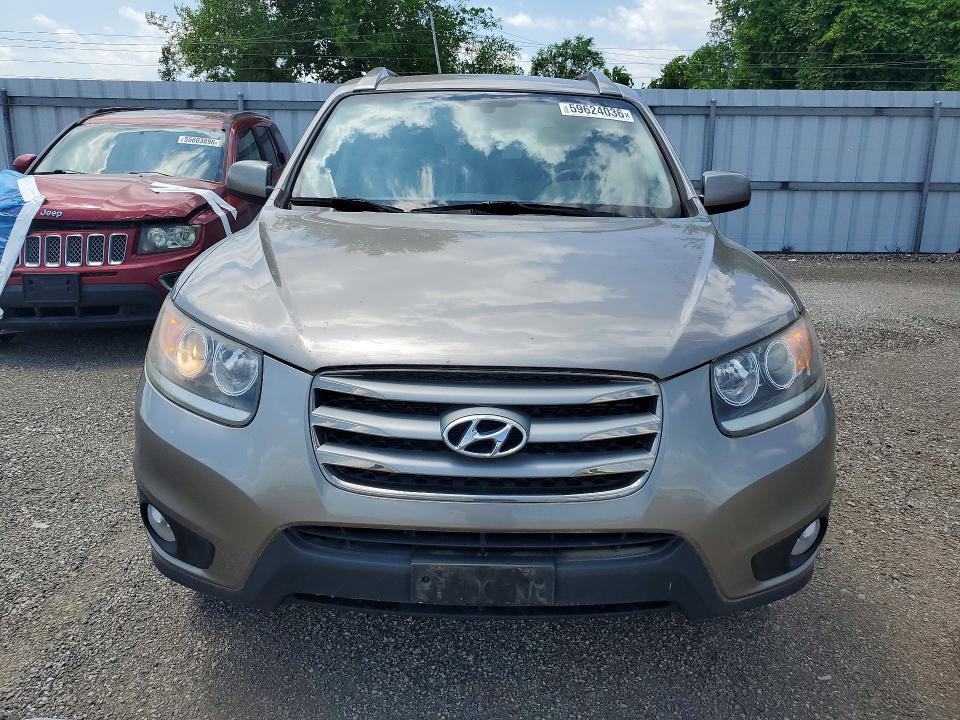 2012 Hyundai Santa fe VIN 5XYZGDAB1CG093748 COPART salvage auction — MINOR DENT/SCRATCHES, On - Permit No Brand - Unfit, sold $250 on 2026-07-21 (photo 5)