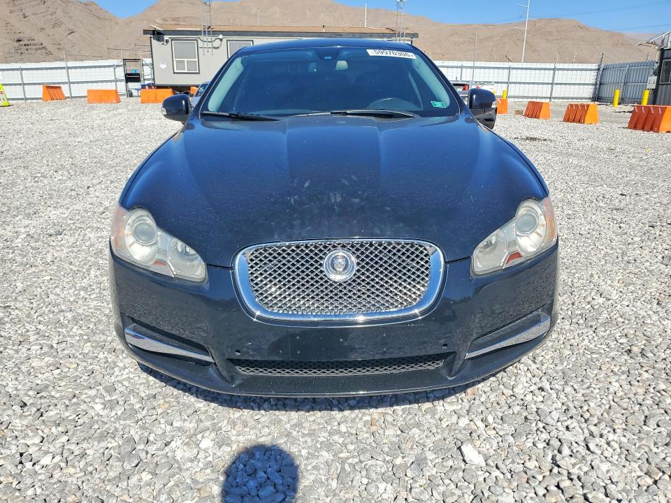 2009 Jaguar Xf VIN SAJWA06B19HR02561 COPART salvage auction — FRONT END, NV - SALVAGE TITLE, sold $150 on 2026-07-29 (photo 5)