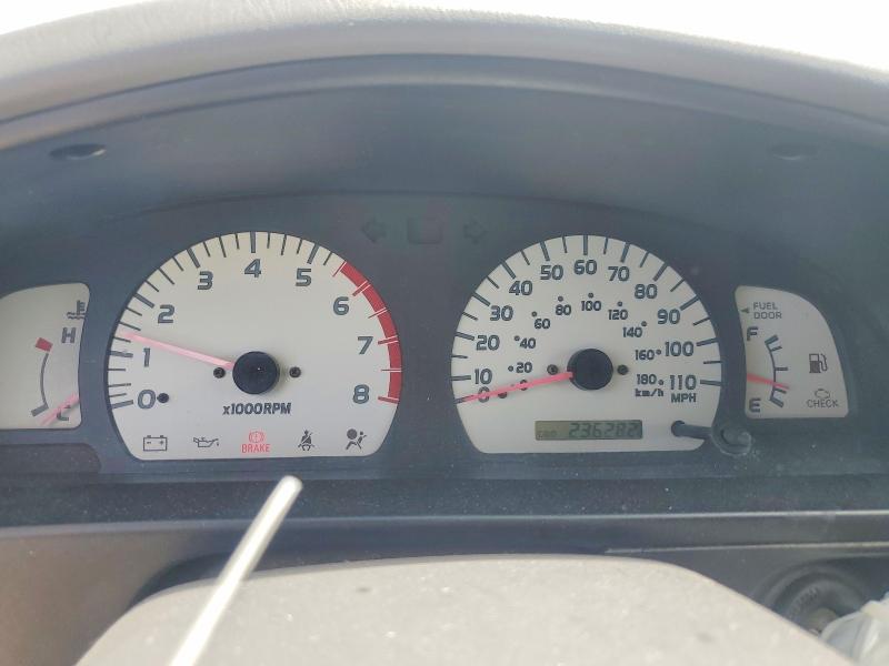 2001 Toyota Tacoma VIN 5TEWN72N31Z810060 COPART salvage auction — NORMAL WEAR, Ca - Dis/Dlr/Exp Only Clean Title, sold $575 on 2026-07-30 (photo 9)