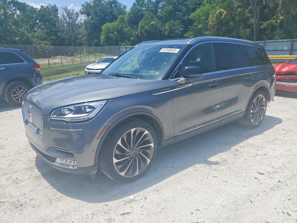 2023 Lincoln Aviator VIN 5LM5J7WC1PGL04042 — COPART salvage auction photo