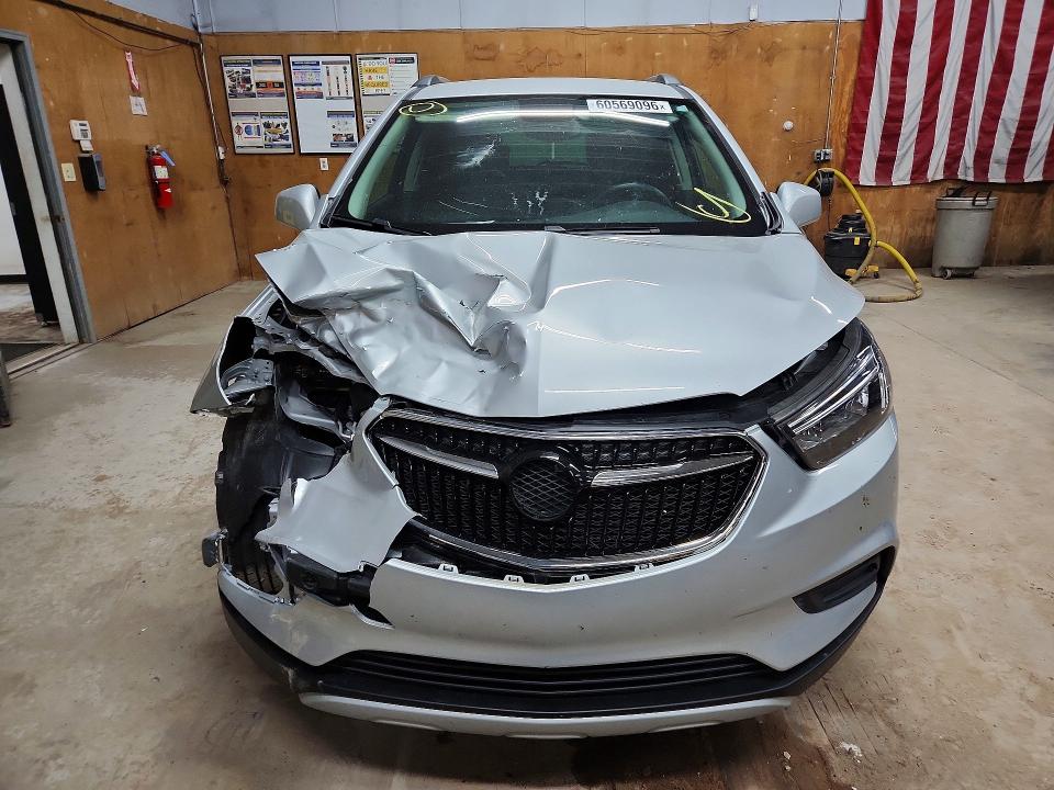 2022 Buick Encore VIN KL4CJESM9NB538113 COPART salvage auction — FRONT END, MI - CERT OF TITLE-SALVAGE VEHICLE, sold $60 on 2026-07-29 (photo 5)