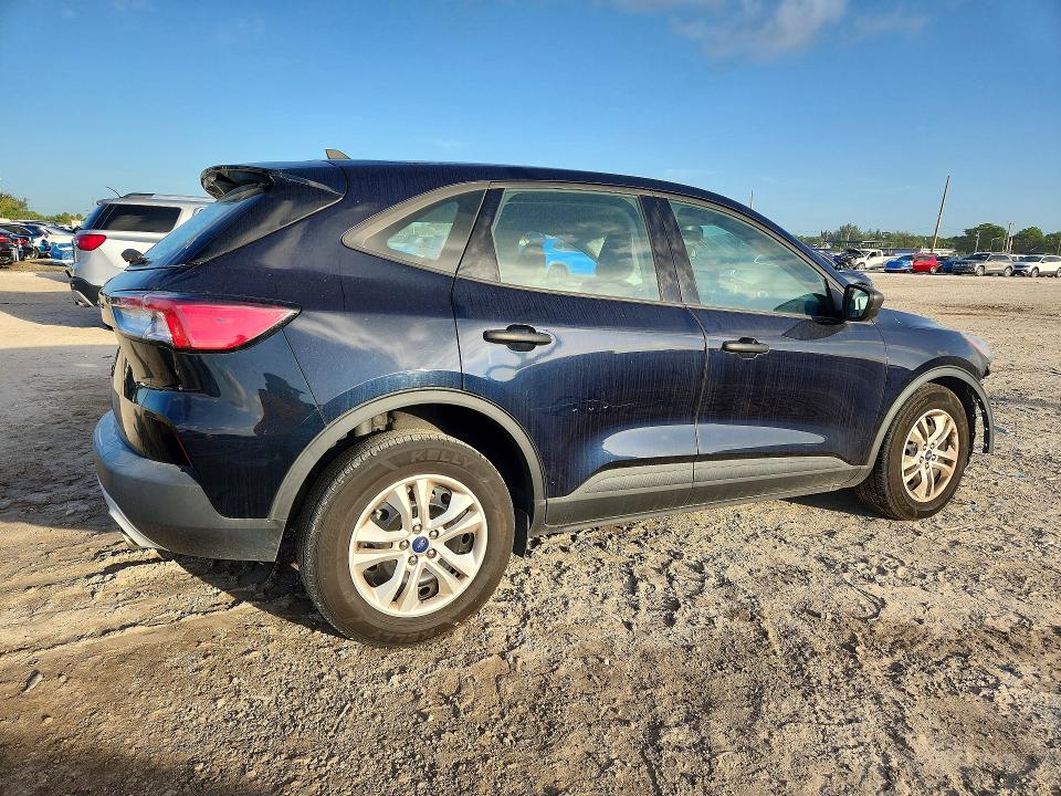 2021 Ford Escape VIN 1FMCU0F65MUA98000 COPART salvage auction — FRONT END, Fl - Cert Of Title Slvg Rebuildable, sold $3,900 on 2026-07-21 (photo 3)