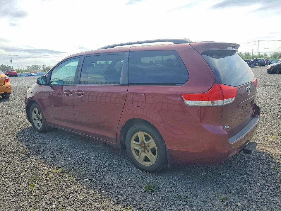 2014 Toyota Sienna VIN 5TDDK3DC7ES075347 COPART salvage auction — REAR END, On - Permit No Brand - Unfit, sold $850 on 2026-07-28 (photo 2)