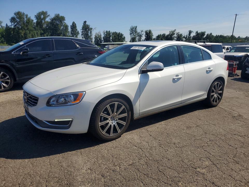 2016 Volvo VIN LYV402FK3GB109264 COPART salvage auction — NORMAL WEAR, Or - Certificate Of Title, sold $750 on 2026-07-17 (photo 1)
