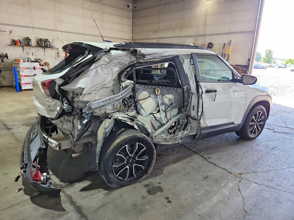 2023 Chevrolet Trailblazer VIN KL79MSSL0PB096884 COPART salvage auction — SIDE, Mi - Certificate Of Title, sold $3,400 on 2026-07-31 (photo 3)