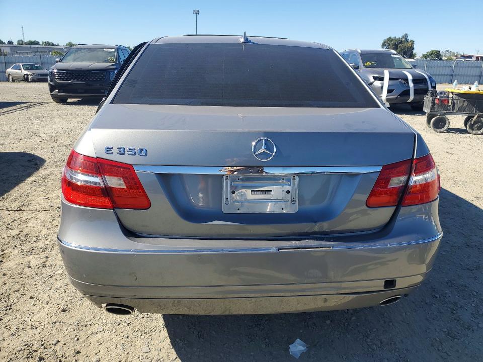 2010 Mercedes-benz E-class VIN WDDHF5GBXAA250885 COPART salvage auction — SIDE, Ca - Dis/Dlr/Exp Only Clean Title, sold $1,550 on 2026-08-04 (photo 6)