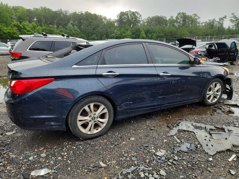 2013 Hyundai Sonata VIN 5NPEC4AC5DH638086 COPART salvage auction — FRONT END, Md - Cert Of Salvage > 75% Damage, sold $325 on 2026-07-17 (photo 3)