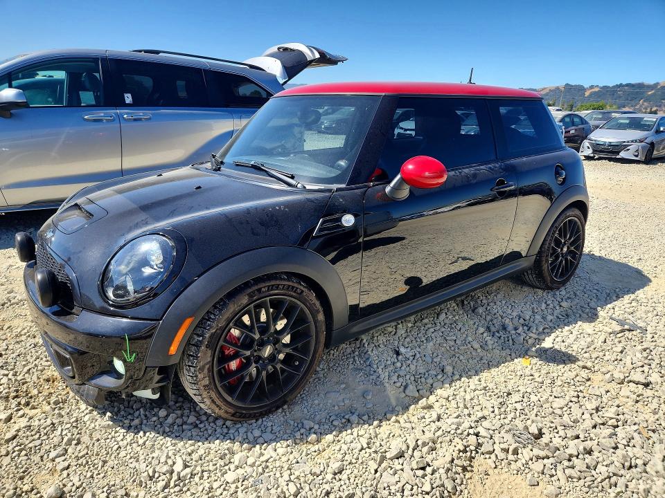 2011 Mini Cooper VIN WMWSV9C57BTZ97115 COPART salvage auction — FRONT END, CA - SALVAGE CERTIFICATE, sold $2,050 on 2026-07-14 (photo 1)
