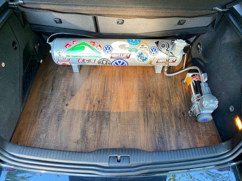 2004 Volkswagen R32 VIN WVWKG61J34D133137 COPART salvage auction — NORMAL WEAR, Md - Cert Of Title-Rebuilt Salvage (P), sold $21,000 on 2026-07-31 (photo 6)