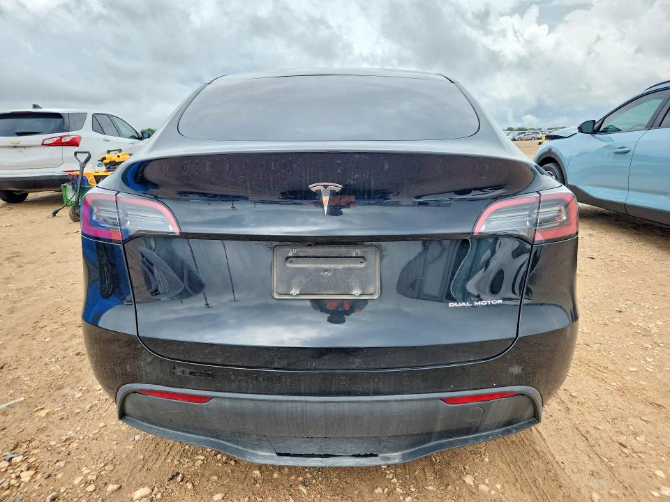 2023 Tesla Model y VIN 7SAYGDEE7PA202775 COPART salvage auction — FRONT END, Tx - Salvage Vehicle Title, sold $9,600 on 2026-07-23 (photo 6)