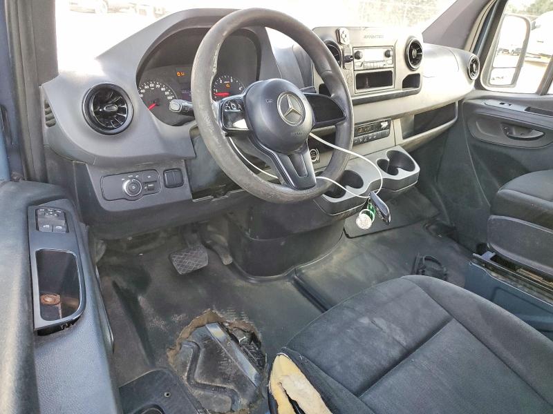 2019 Mercedes-benz Sprinter VIN WD4PF0CD9KP045823 COPART salvage auction — MINOR DENT/SCRATCHES, TX - CERTIFICATE OF TITLE (P), sold $7,900 on 2026-07-29 (photo 8)