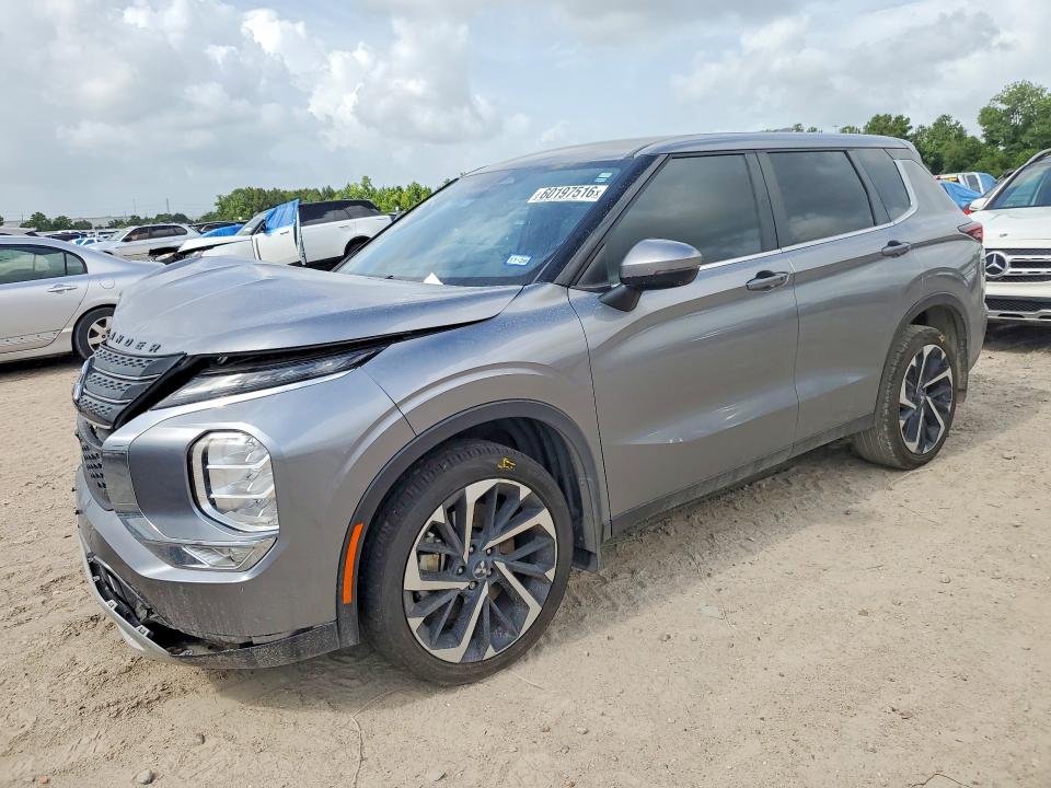2024 Mitsubishi Outlander VIN JA4J3VA88RZ011523 — COPART salvage auction photo
