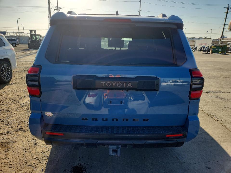 2025 Toyota 4runner VIN JTEVA5AR6S5006173 COPART salvage auction — FRONT END, TX - DIS/DLR/EXP ONLY SALVAGE TITLE (P), sold $28,250 on 2026-07-29 (photo 6)