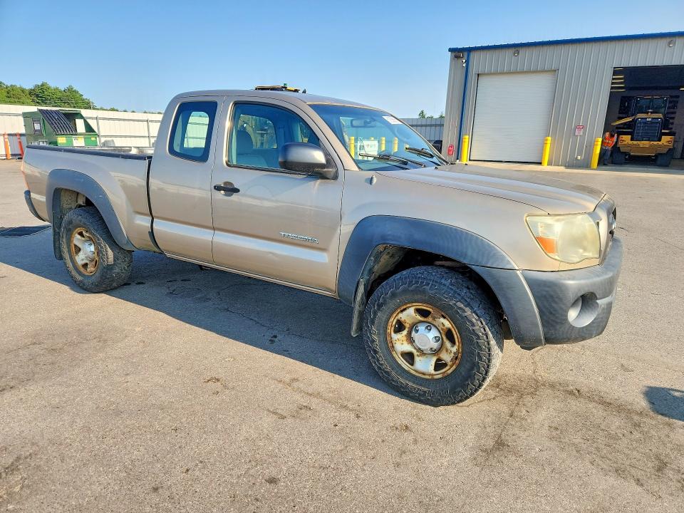 2008 Toyota Tacoma VIN 5TEUX42N98Z474747 COPART salvage auction — SIDE, ME - CERTIFICATE OF TITLE, sold $2,050 on 2026-07-31 (photo 4)