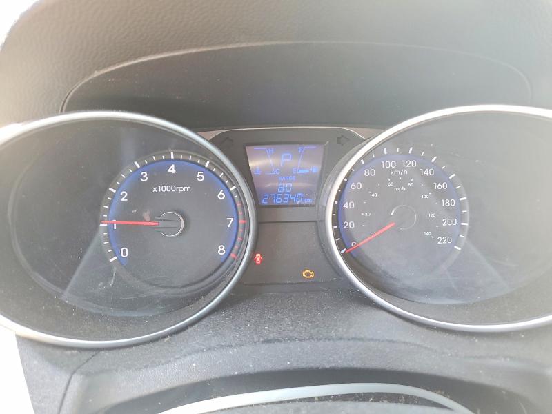 2011 Hyundai Tucson VIN KM8JU3AC5BU187827 COPART salvage auction — REAR END, On - Permit No Brand - Unfit, sold $225 on 2026-07-30 (photo 9)