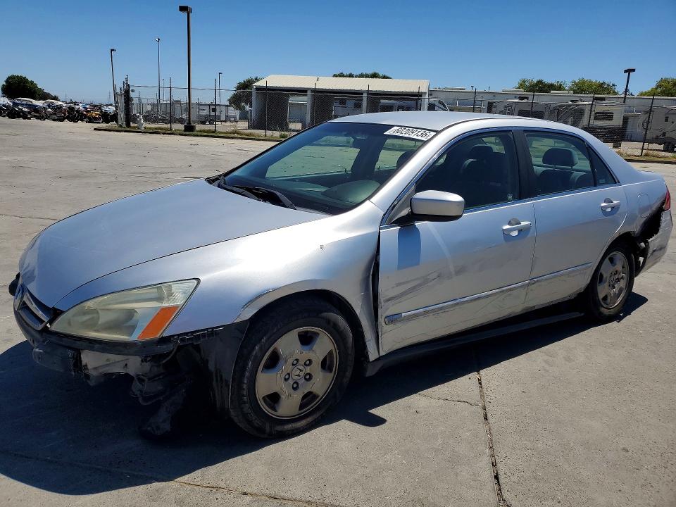 2006 Honda Accord VIN JHMCM56466C008697 COPART salvage auction — FRONT END, Ca - Salvage Certificate, sold $600 on 2026-07-27 (photo 1)