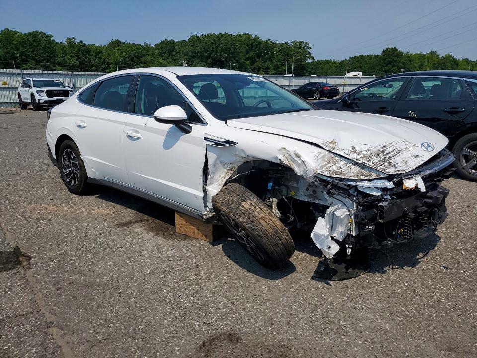 2026 Hyundai Sonata hybrid VIN KMHL24JJ3TA147039 COPART salvage auction — FRONT END, FL - CERTIFICATE OF DESTRUCTION (P), sold $7,300 on 2026-07-20 (photo 4)