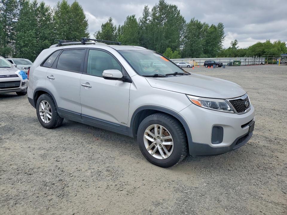 2015 Kia Sorento VIN 5XYKTDA7XFG580010 COPART salvage auction — SIDE, Wa - Vehicle Cert Of Ownership-Titl, sold $1,300 on 2026-07-27 (photo 4)
