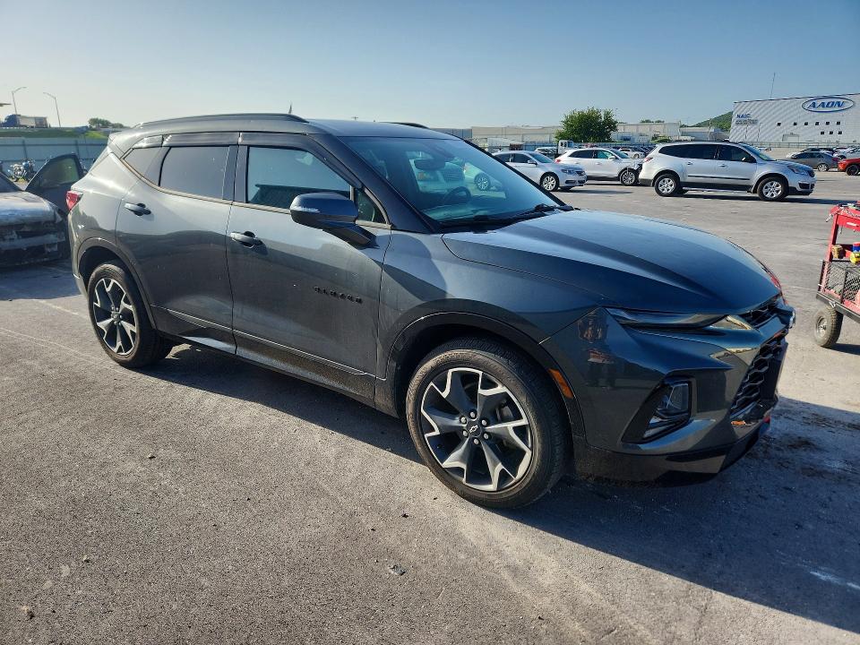 2019 Chevrolet Blazer VIN 3GNKBJRS7KS666806 COPART salvage auction — HAIL, Ok - Cert Of Title-Salvage, sold $11,500 on 2026-08-19 (photo 4)