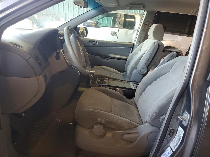 2004 Toyota Sienna VIN 5TDZA23C44S115130 COPART salvage auction — MINOR DENT/SCRATCHES, Mt - Certificate Of Title, sold $1,250 on 2026-07-22 (photo 7)