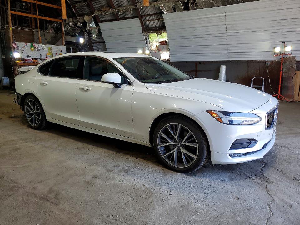 2020 Volvo S90 VIN LVYA22MK4LP157914 COPART salvage auction — REAR END, NY - MV-907A SALVAGE CERTIFICATE, sold $5,000 on 2026-07-27 (photo 4)