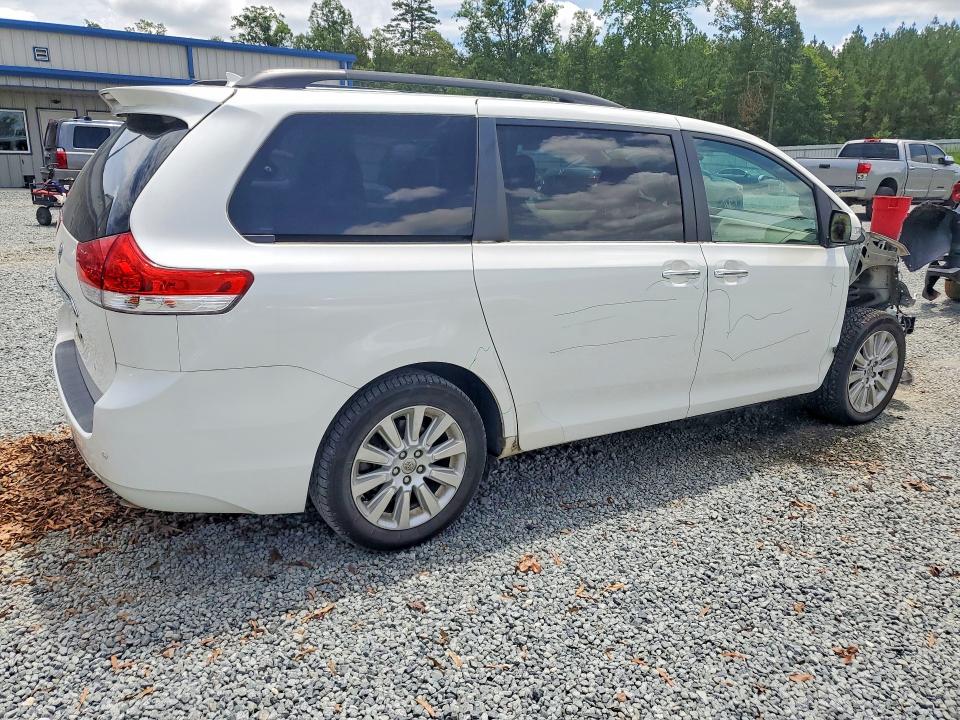 2014 Toyota Sienna VIN 5TDDK3DC1ES087249 COPART salvage auction — FRONT END, Nc - Salvage Certificate Of Title, sold $500 on 2026-07-23 (photo 3)