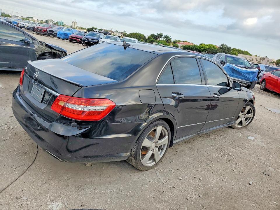 2011 Mercedes-benz E-class VIN WDDHF5GB6BA290978 COPART salvage auction — MINOR DENT/SCRATCHES, Fl - Certificate Of Title (P), sold $575 on 2026-07-31 (photo 3)