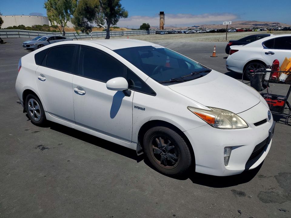 2013 Toyota Prius VIN JTDKN3DU1D5603525 COPART salvage auction — SIDE, Ca - Dis/Dlr/Exp Only Clean Title, sold $60 on 2026-07-27 (photo 4)