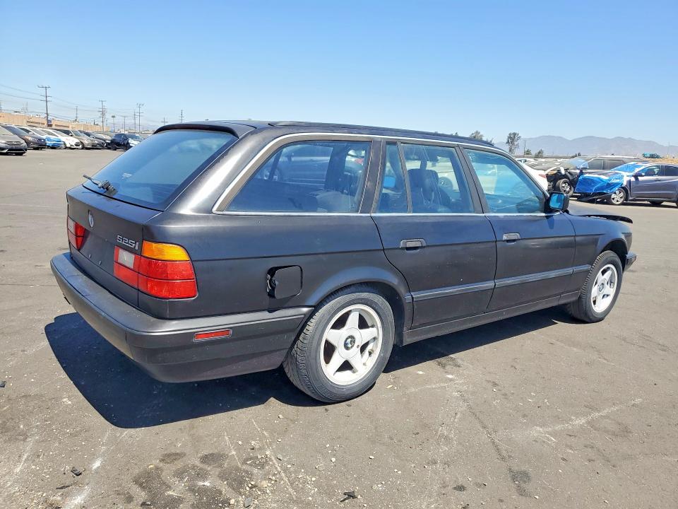1992 BMW 5 series VIN WBAHJ6313NGD21472 COPART salvage auction — MECHANICAL, CA - DIS/DLR/EXP ONLY CLEAN TITLE, sold $1,100 on 2026-07-27 (photo 3)