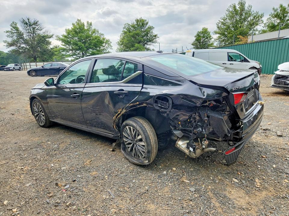 2026 Nissan Altima VIN 1N4BL4DV8TN320676 COPART salvage auction — REAR END, VA - CERT OF TITLE - SALVAGE, sold $4,350 on 2026-08-03 (photo 2)