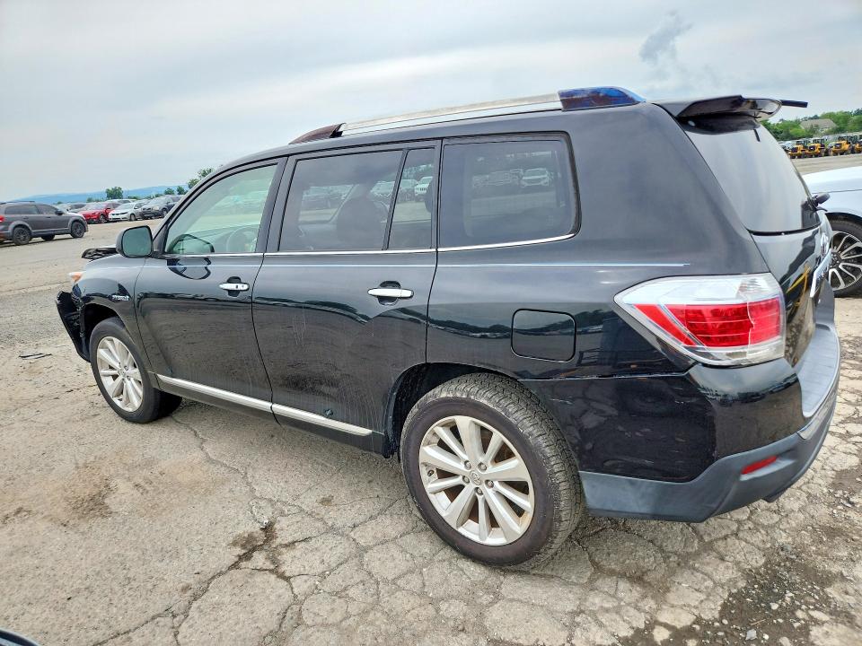 2011 Toyota Highlander hybrid VIN JTEDC3EH6B2003559 COPART salvage auction — FRONT END, PA - CERT OF TITLE, sold $1,400 on 2026-07-17 (photo 2)
