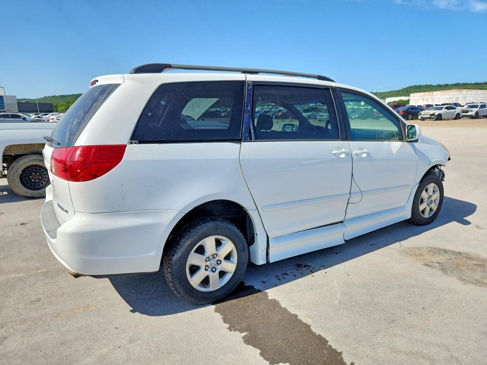 2006 Toyota Sienna VIN 5TDZA22C56S494451 COPART salvage auction — FRONT END, OK - CERTIFICATE OF TITLE, sold $1,700 on 2026-07-31 (photo 3)