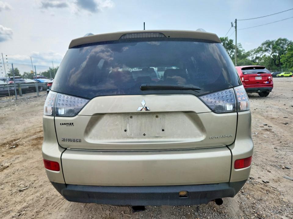 2009 Mitsubishi Outlander VIN JA4MT41X99Z013862 COPART salvage auction — MINOR DENT/SCRATCHES, Md - Cert Of Salvage > 75% Damage, sold $125 on 2026-07-30 (photo 6)