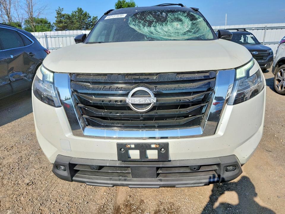 2023 Nissan Pathfinder VIN 5N1DR3DFXPC210102 COPART salvage auction — ROOF, On - Permit No Brand - Unfit, sold $10,100 on 2026-07-28 (photo 5)