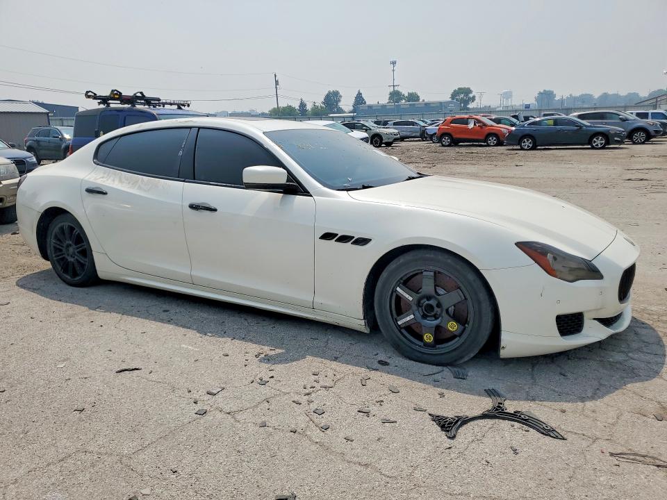 2015 Maserati Quattroporte VIN ZAM56PPA1F1142013 COPART salvage auction — MINOR DENT/SCRATCHES, IL - CERTIFICATE OF TITLE (P), sold $11,500 on 2026-07-28 (photo 4)