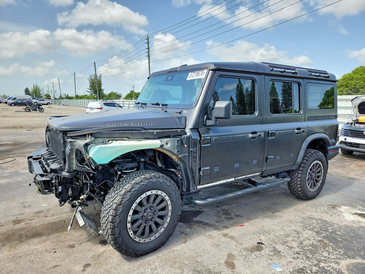 2024 Ineos Automotive Limited Grenadier VIN SC6GM1CA6RF014056 — COPART salvage auction photo