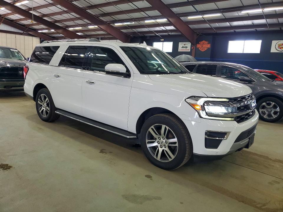 2022 Ford Expedition VIN 1FMJK2AT7NEA19721 COPART salvage auction — MINOR DENT/SCRATCHES, Wv - Certificate Of Title (P), sold $16,900 on 2026-07-30 (photo 4)