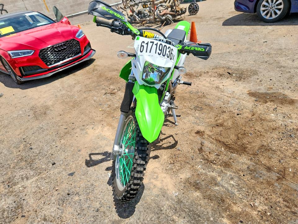 2022 Kawasaki Klx230 VIN MH4LXCH1XNJP00162 COPART salvage auction — SIDE, NM - CERT OF TITLE-SALVAGE, sold $2,700 on 2026-07-25 (photo 2)