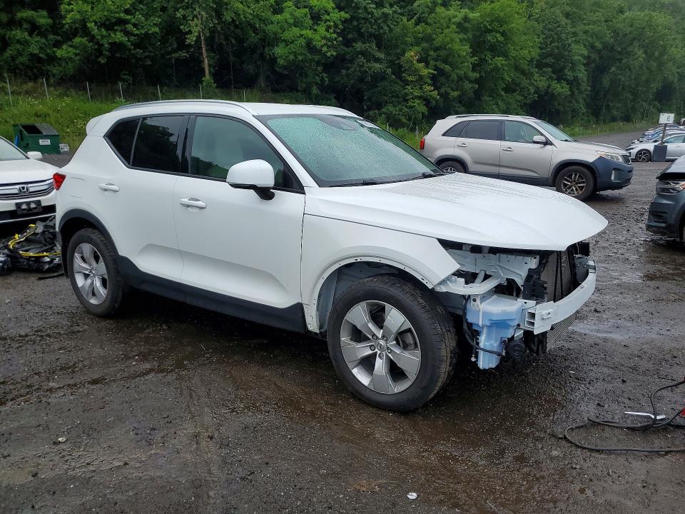 2022 Volvo VIN YV4162UK0N2733491 COPART salvage auction — FRONT END, Ny - Mv-907A Salvage Certificate, sold $8,300 on 2026-08-13 (photo 4)
