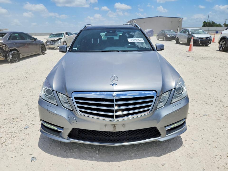 2013 Mercedes-benz E-klasse VIN WDDHH8JB2DA672402 COPART salvage auction — UNDERCARRIAGE, Tx - Salvage Vehicle Title, sold $2,050 on 2026-07-23 (photo 5)