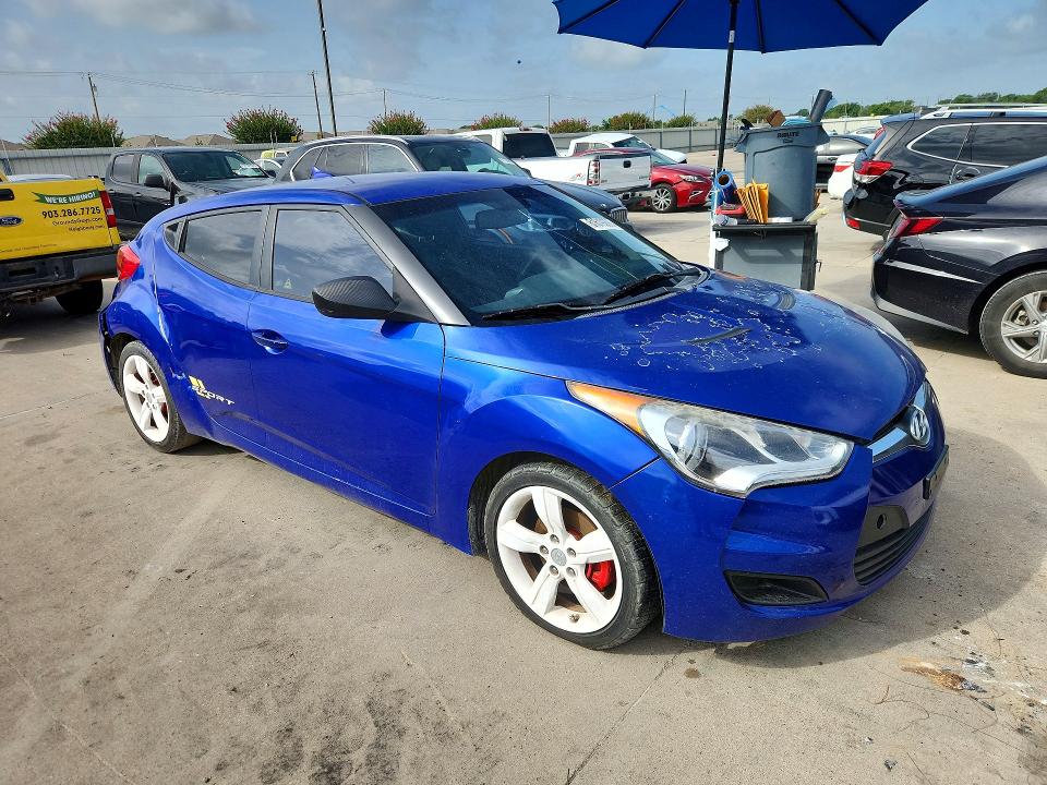 2013 Hyundai Veloster VIN KMHTC6AD3DU140899 COPART salvage auction — ALL OVER, Tx - Certificate Of Title, sold $225 on 2026-07-30 (photo 4)