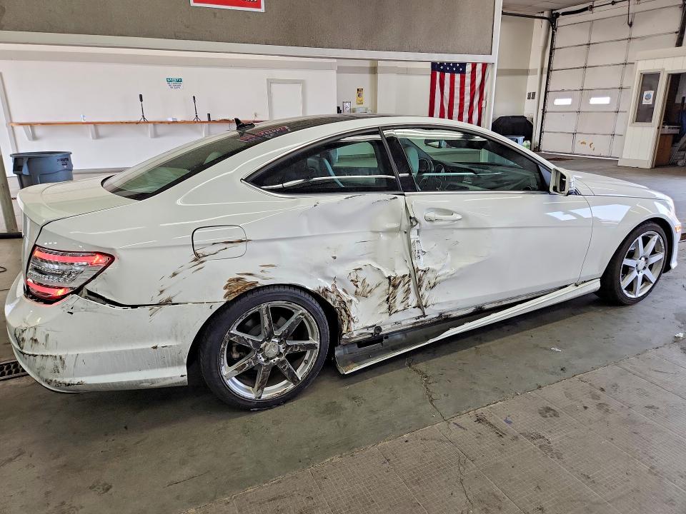 2013 Mercedes-benz C-klasse VIN WDDGJ4HB4DG029500 COPART salvage auction — SIDE, Wa - Bill Of Sale, sold $875 on 2026-08-14 (photo 3)