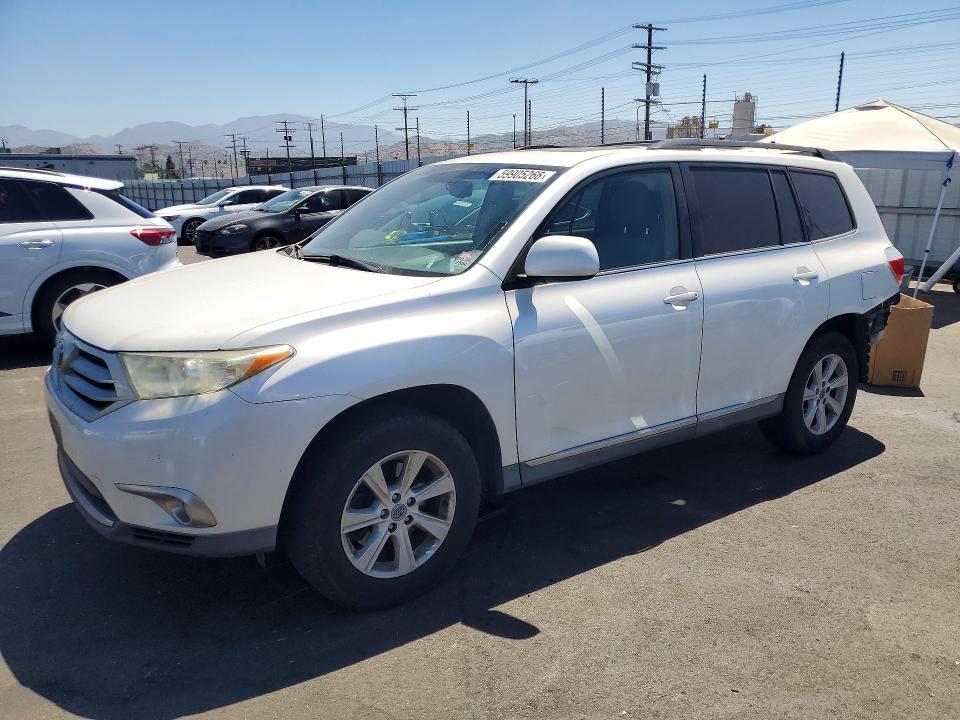 2011 Toyota Highlander VIN 5TDZK3EH5BS043864 COPART salvage auction — REAR END, Ca - Salvage Certificate, sold $2,700 on 2026-07-13 (photo 1)