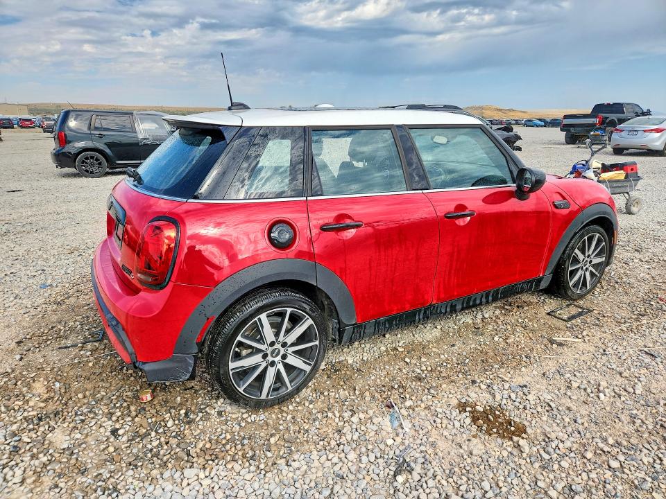 2023 Mini Cooper VIN WMW53DK04P2T62023 COPART salvage auction — SIDE, UT - SALVAGE CERTIFICATE, sold $8,600 on 2026-08-21 (photo 3)
