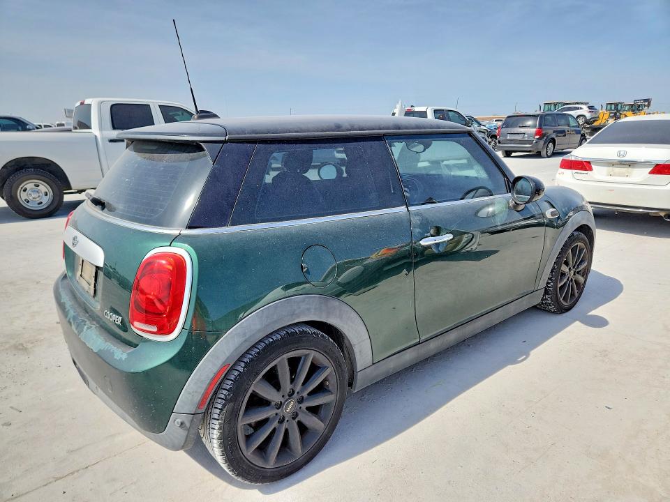 2015 Mini Cooper VIN WMWXM5C54FT941320 COPART salvage auction — FRONT END, TX - CERTIFICATE OF TITLE, sold $1,000 on 2026-08-04 (photo 3)