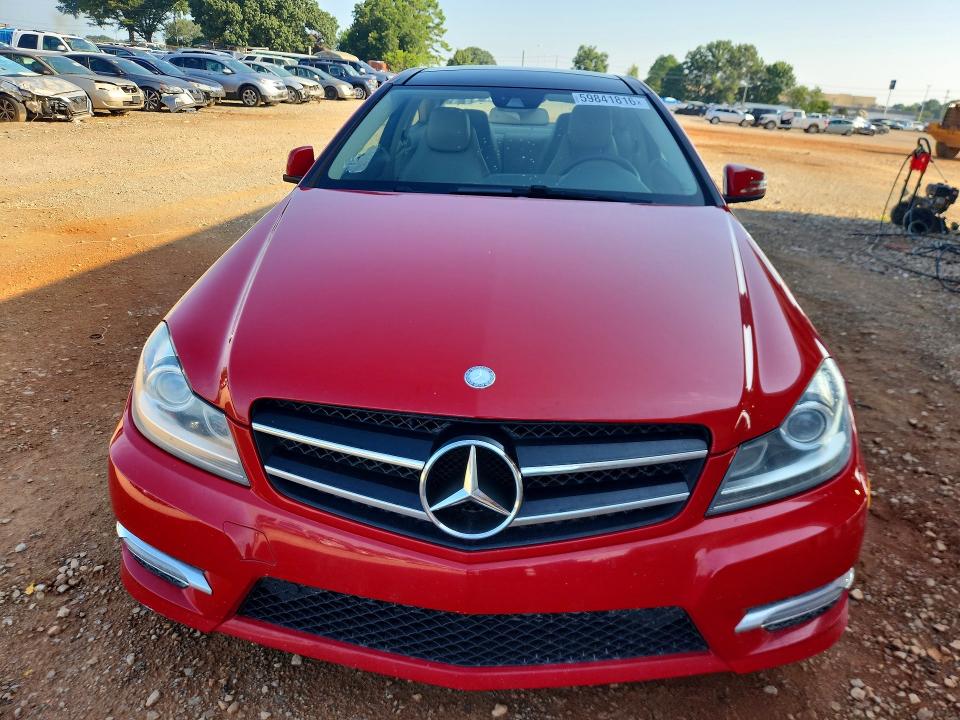 2015 Mercedes-benz VIN WDDGJ4HB9FG363945 COPART salvage auction — MINOR DENT/SCRATCHES, AL - CERTIFICATE OF TITLE (P), sold $4,500 on 2026-07-29 (photo 5)