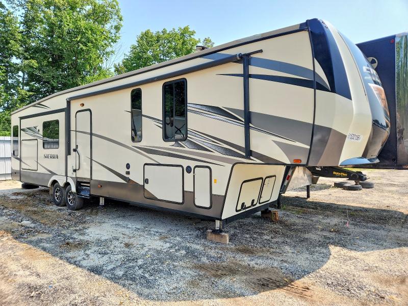 2018 Foresriver VIN 4X4FSEN22JJ045653 COPART salvage auction — HAIL, MI - CERTIFICATE OF TITLE, sold $9,500 on 2026-09-01 (photo 1)