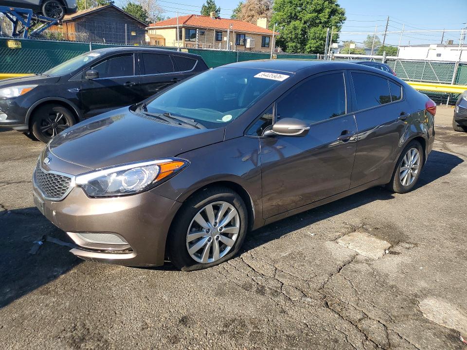 2015 Kia Forte VIN KNAFX4A61F5345515 COPART salvage auction — FRONT END, Co - Public - Salvage Title, sold $350 on 2026-07-28 (photo 1)