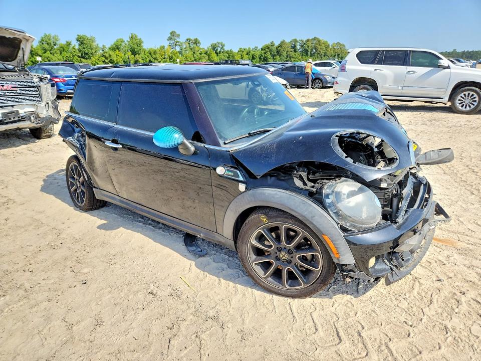 2013 Mini Cooper VIN WMWSV3C50DT389761 COPART salvage auction — REAR END, Tx - Salvage Vehicle Title, sold $450 on 2026-08-14 (photo 4)